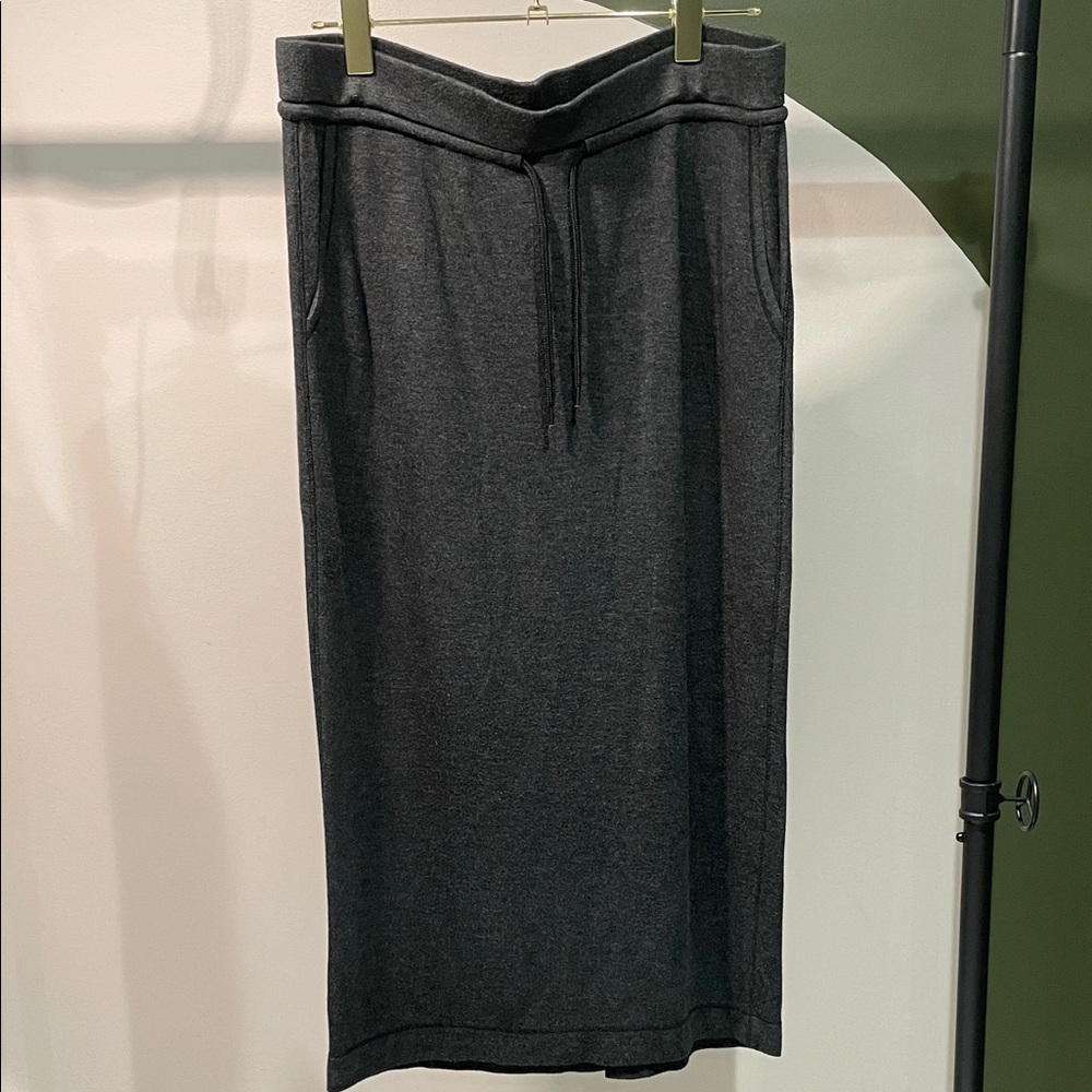 Elegant Dark Gray Women's Pencil Skirt